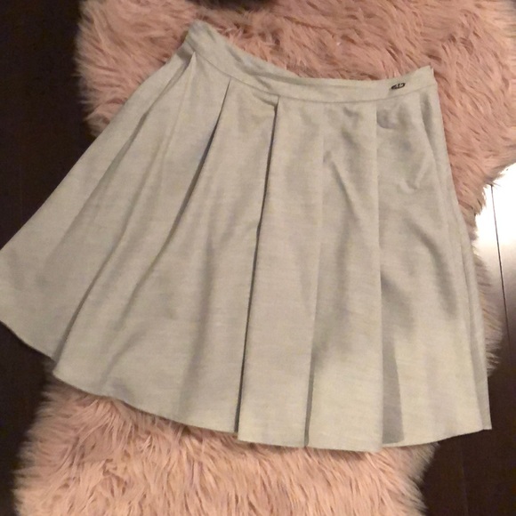 Skirt - Picture 2 of 3